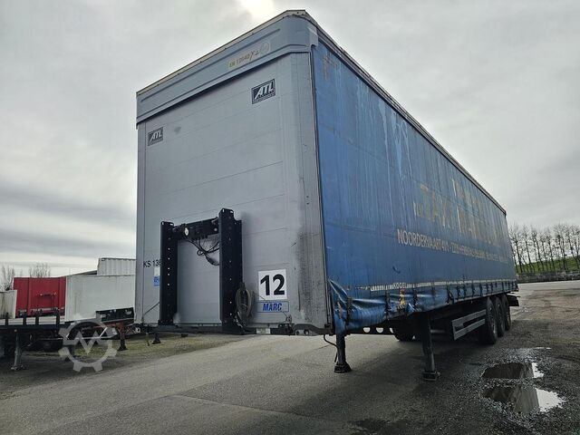 Curtain sided Kögel SN 24/ STANDARD/SAF DISC +SLIDING ROOF .