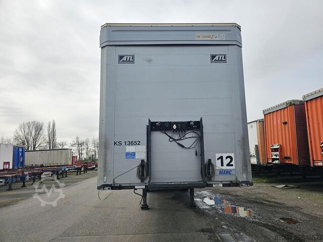 Curtain sided Kögel SN 24/ STANDARD/SAF DISC +SLIDING ROOF .