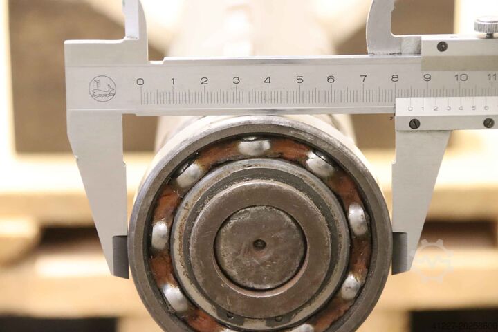 Rollenträger für Verpackungsmaschine unbekannt Ø 75 x 1700 mm