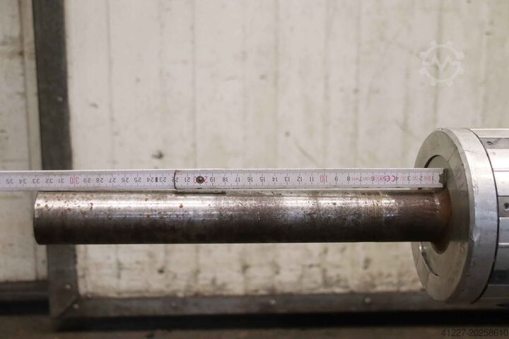 Rollenträger für Verpackungsmaschine unbekannt Ø 150 x 2040 mm