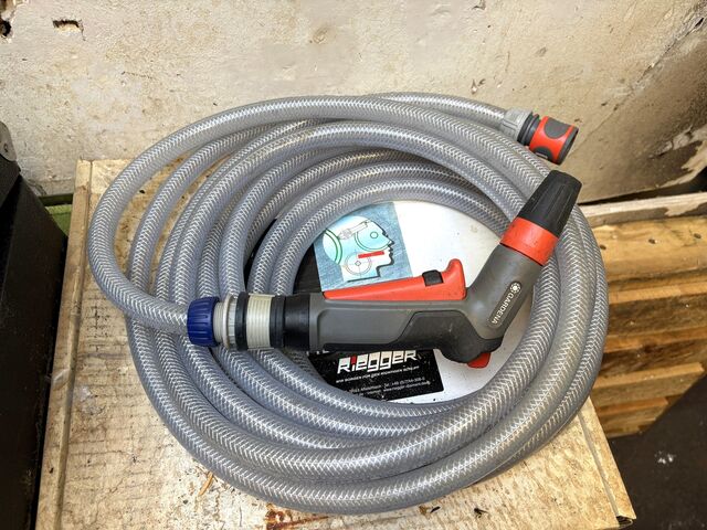 Workshop trolley with contents nan nan