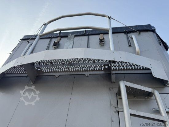 Walking floor semitrailer KRAKER 3-ACHS SCHUBBODENAUFLIEGER CF-Z