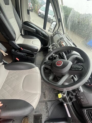 Wohnwagen/Wohnmobil 2024 Fiat Ducato Weinsberg Carabus | Manuale | Tetto a Soffietto