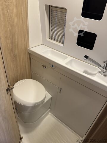 Wohnwagen/Wohnmobil 2024 Fiat Ducato Weinsberg Carabus | Manuale | Tetto a Soffietto