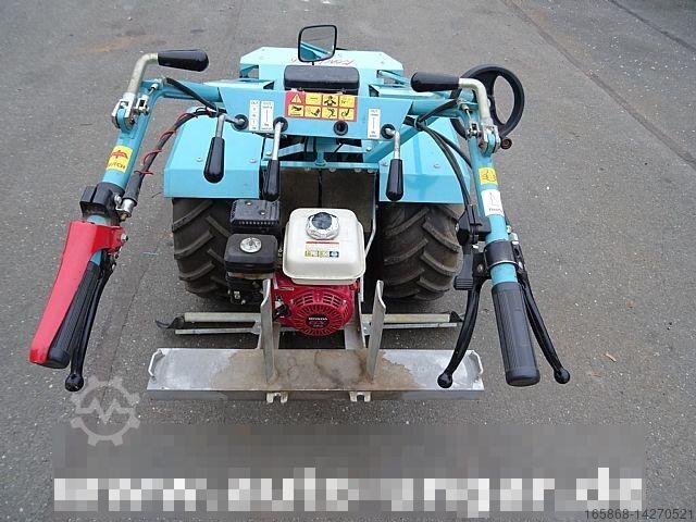 Other Other Kässbohrer Kässbohrer BeachTech Sweepy Hydro Stran