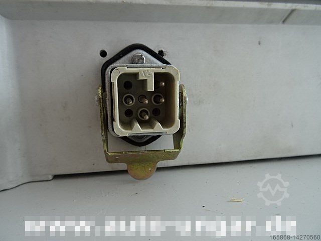 Road maintenance Küpper-Weisser Mecagil Lebon Bedienpult Botier Salzstreuer Winter