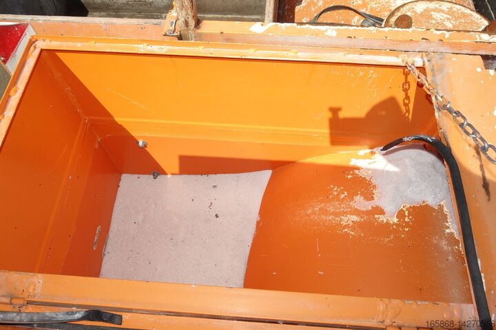 Cold Planers Iveco Iveco Turbo Daily 49-10 Markiermaschine Roadmarking Graco Hofmann