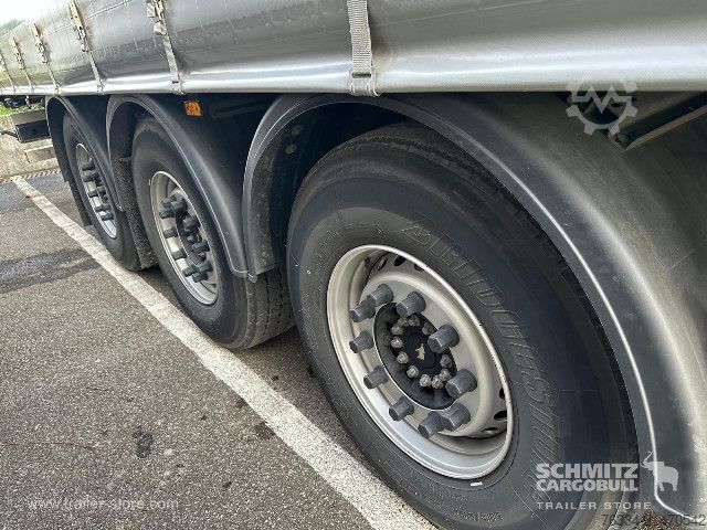 Open semitrailer with tarp Schmitz Cargobull Semitrailer Curtainsider Standard