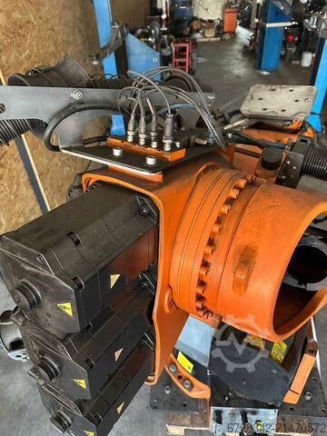 Industrial robot KUKA KR 150
