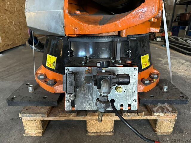 Industrial robot KUKA KR 150