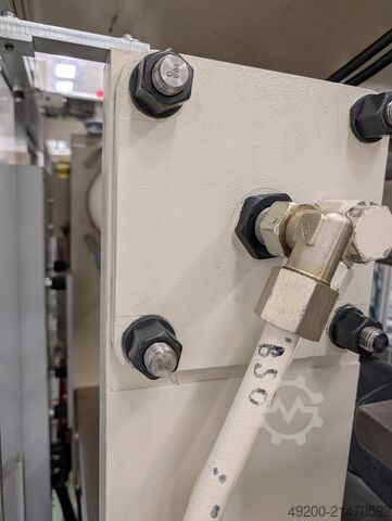 Injection molding machine KraussMaffei KM 110-390 C2