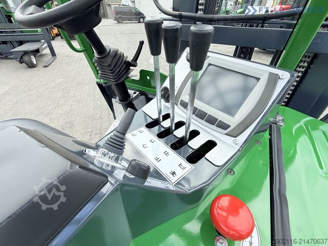 4-way forklift COMBILIFT CBE2500 TRIPLEX 5500 FORK POSITIONER