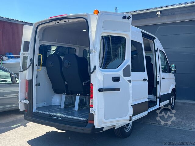 Kleinbus VW CRAFTER 2.0 TDI 9 SITZER AUTOMATIK KLIMAAUTO PDC