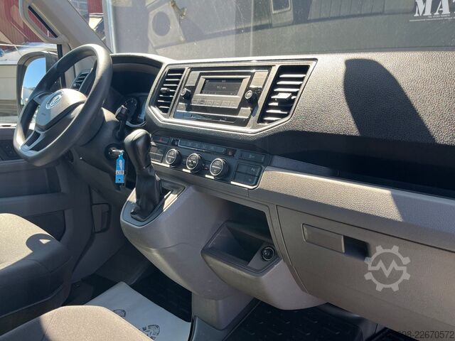 Kleinbus VW CRAFTER 2.0 TDI 9 SITZER AUTOMATIK KLIMAAUTO PDC