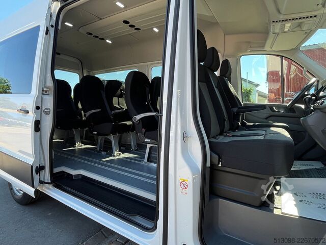 Kleinbus VW CRAFTER 2.0 TDI 9 SITZER AUTOMATIK KLIMAAUTO PDC