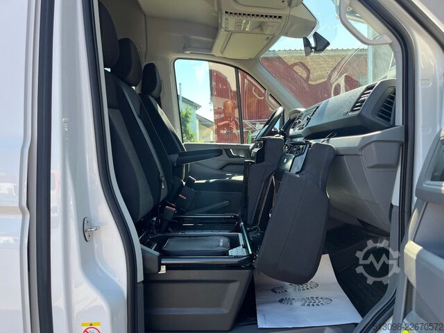 Kleinbus VW CRAFTER 2.0 TDI 9 SITZER AUTOMATIK KLIMAAUTO PDC
