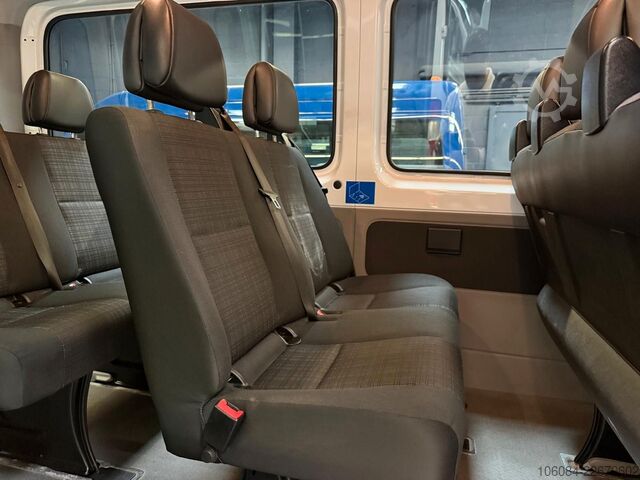 Kleinbus MERCEDES-BENZ Sprinter Kombi L2-H2 9 Sitze Klima Standh 1.Hand