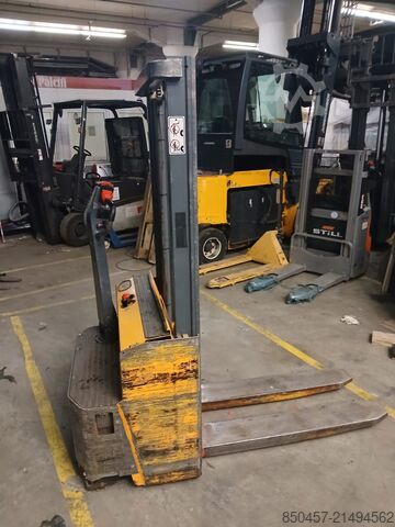 Palettenstapler Genkinger EGV12