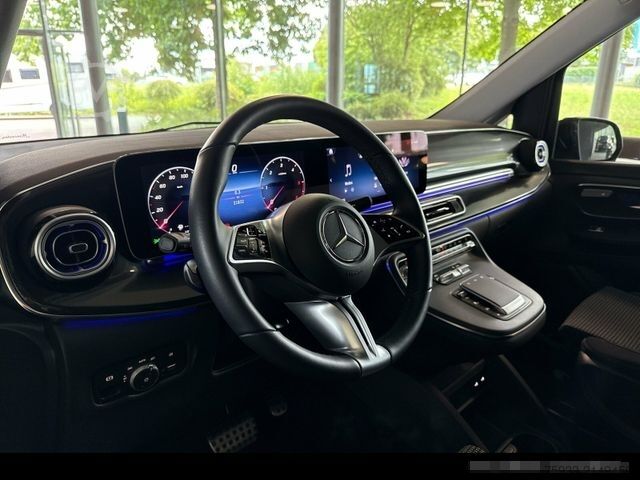 Kleinbus MERCEDES-BENZ V 220d 4MATIC STYLE DISTRONIC+MULTIBEAM+AHK+NAVI