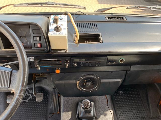 Other VOLKSWAGEN T3 Doka Pritsche Syncro 4x4/ AHK / 5 Sitze