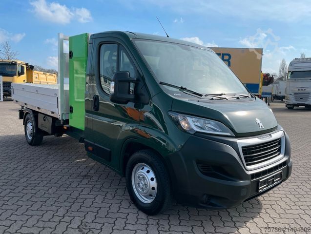 Transporter mit Kipper PEUGEOT Boxer Kipper/ 121kw/ Staukasten/ AHK 3.0t/ AC