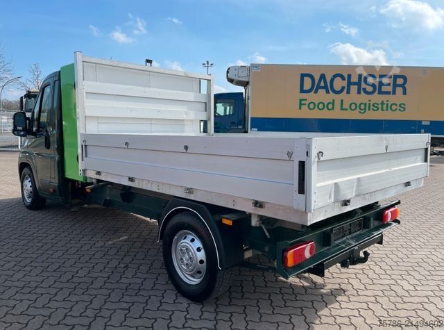 Transporter mit Kipper PEUGEOT Boxer Kipper/ 121kw/ Staukasten/ AHK 3.0t/ AC