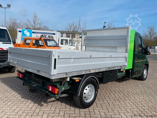 Transporter mit Kipper PEUGEOT Boxer Kipper/ 121kw/ Staukasten/ AHK 3.0t/ AC