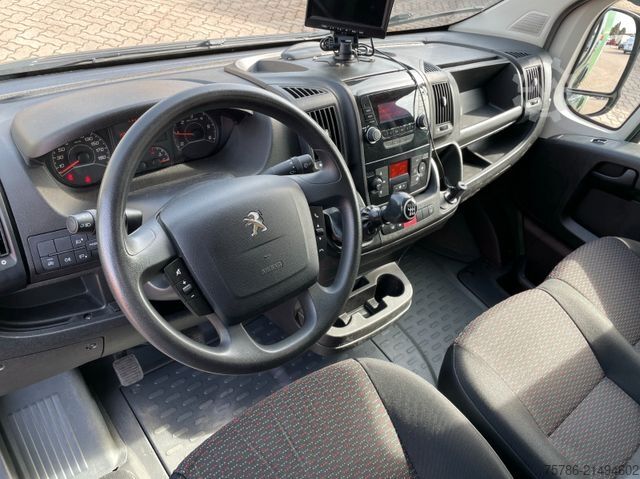 Transporter mit Kipper PEUGEOT Boxer Kipper/ 121kw/ Staukasten/ AHK 3.0t/ AC