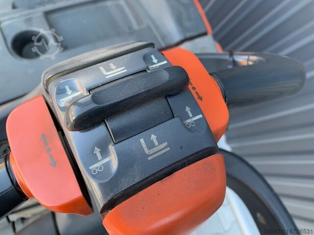 Fahrerstandstapler Linde L16AP