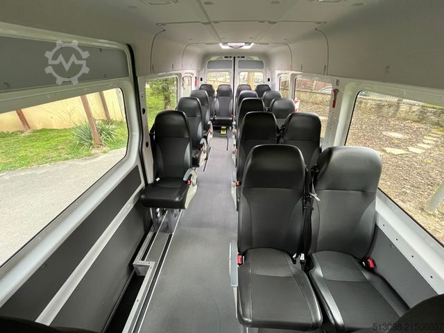 Minibus VOLKSWAGEN CRAFTER 17 SITZER ACC LANE ASSIST