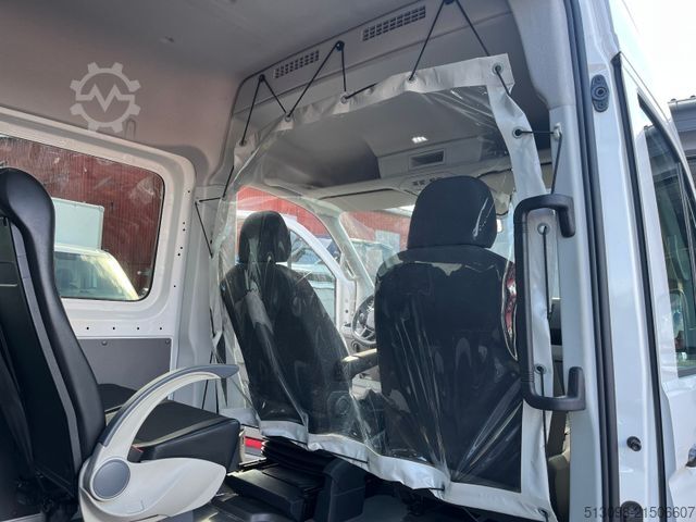 Minibus VOLKSWAGEN CRAFTER 17 SITZER ACC LANE ASSIST