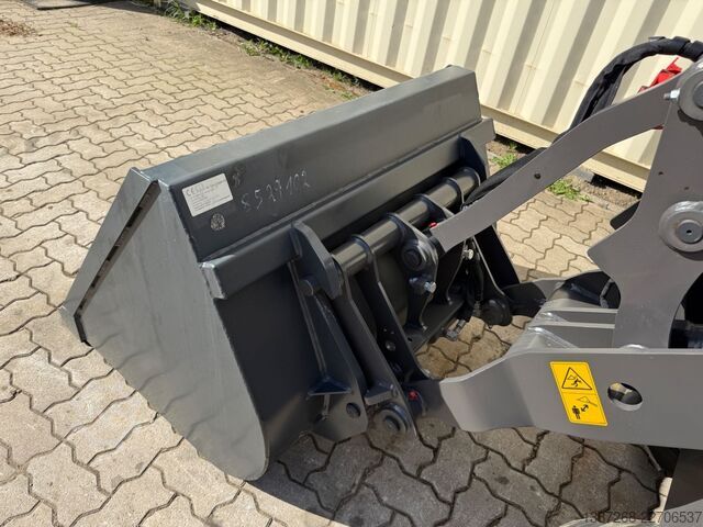 Radlader MECALAC MCL2 / Neuwertig / inkl. Schaufel