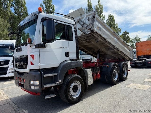 Three-sided tipper truck MAN 26.480 6x4BB Meiller Schalt Klima AHK Hydraulik