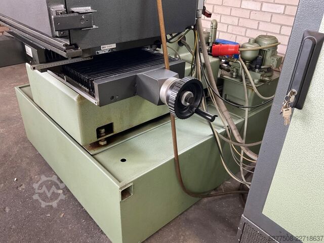 Senkerodiermaschine AEG-Elotherm Elbomat 222s