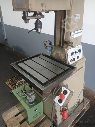Ständerbohrmaschine Gewindebohrmaschine WMW HECKERT Mikromat