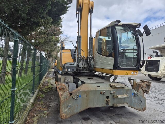 Umschlagbagger LIEBHERR LH 30 M Industry Litronic