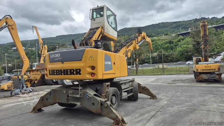 Umschlagbagger LIEBHERR LH 30 M Industry Litronic