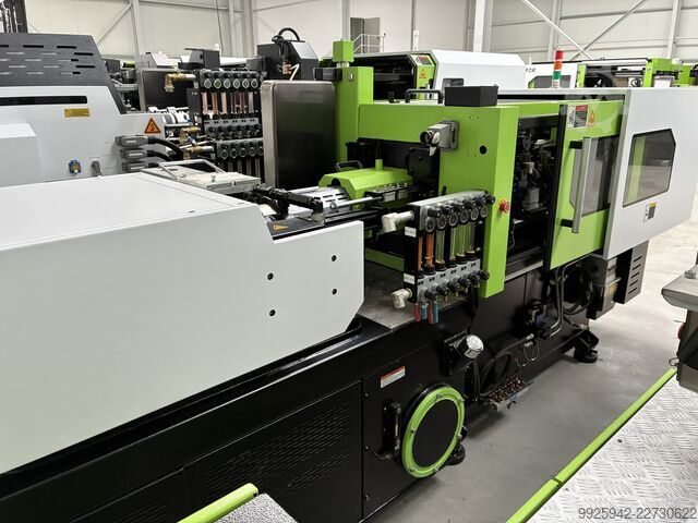 Spritzgießmaschine YIZUMI UN60A5/ IU295