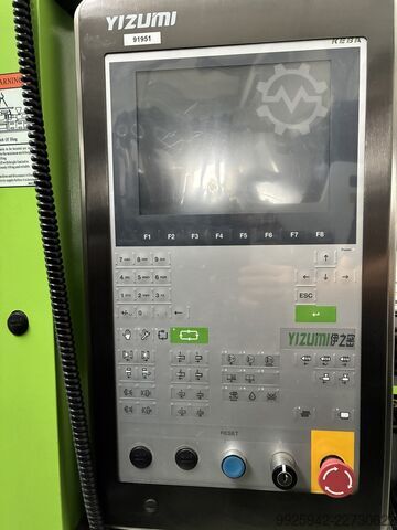 Spritzgießmaschine YIZUMI UN60A5/ IU295