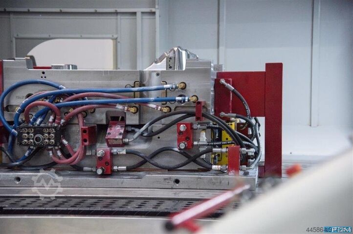 Planer-Type Milling M/C - Double Column Skymaster VM 2018