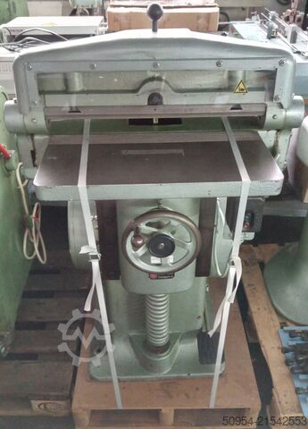 Buchrückenrundemaschine Karl Tränklein 