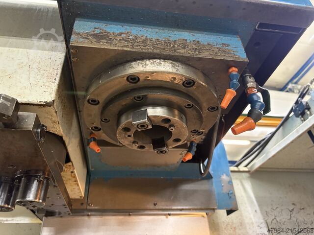 Vertikales Bearbeitungszentrum YCM SUPERMAX V116B