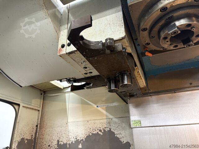Vertikales Bearbeitungszentrum YCM SUPERMAX V116B