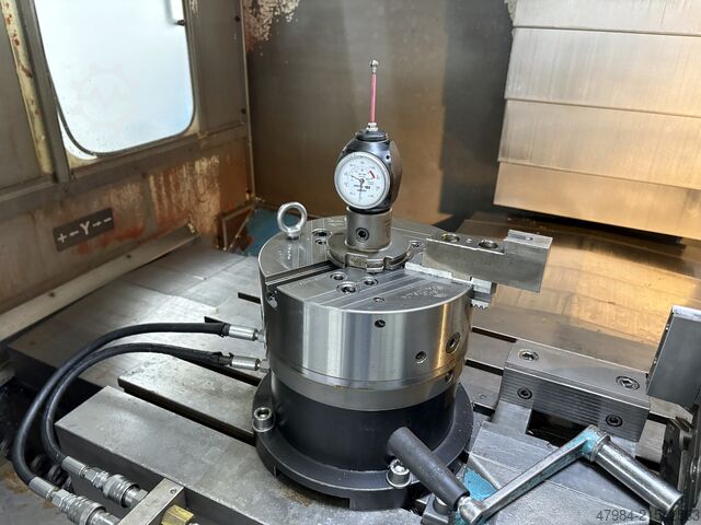 Vertikales Bearbeitungszentrum YCM SUPERMAX V116B