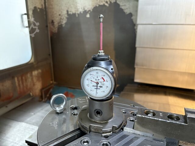 Vertikales Bearbeitungszentrum YCM SUPERMAX V116B