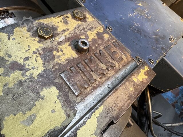 Vertikales Bearbeitungszentrum YCM SUPERMAX V116B