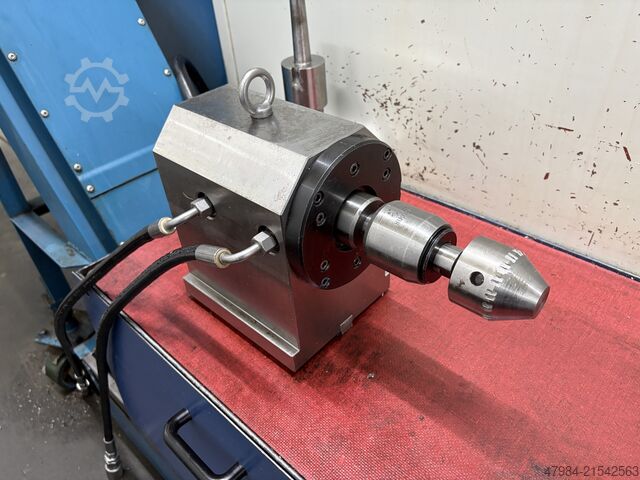 Vertikales Bearbeitungszentrum YCM SUPERMAX V116B