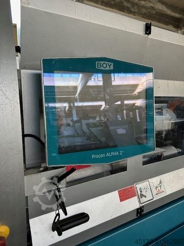 Spritzgießmaschine BOY 100E / Hybridmaschine