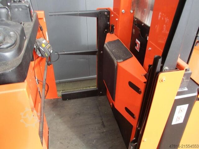 Hochhubkommissionierstapler TOYOTA OME 100M