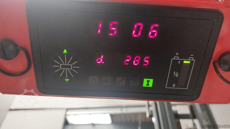 Hochhubkommissionierstapler TOYOTA OME 100M